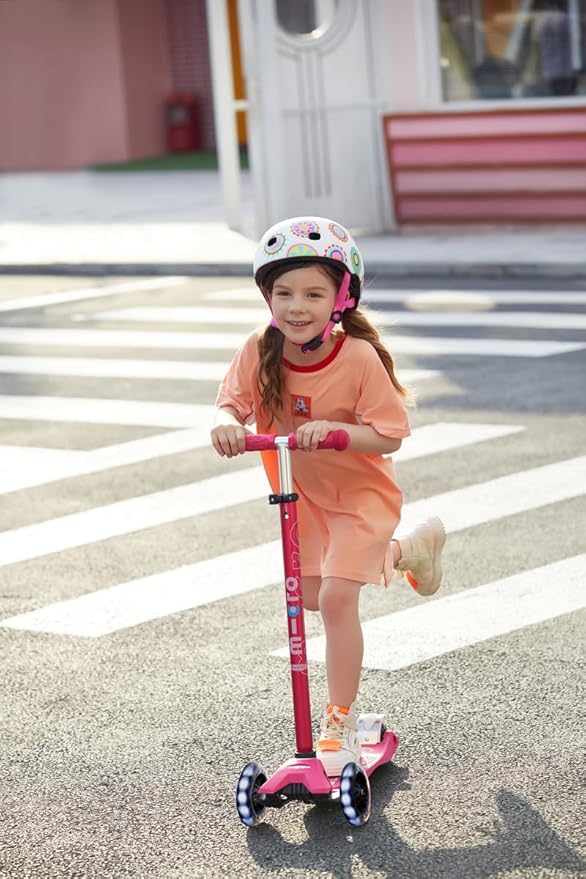 Micro Kickboard - Maxi Deluxe LED - Three Wheeled, Lean-to-Steer Swiss-Designed Micro Scooter for Kids with Motion-Activated Light-Up Wheels for Ages 5-12 …