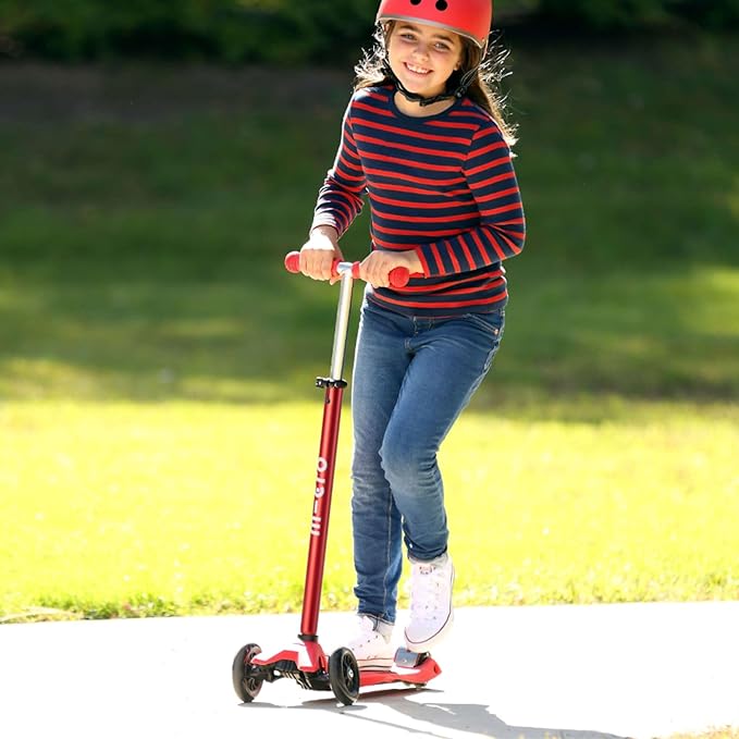 Micro Kickboard - Maxi Deluxe LED - Three Wheeled, Lean-to-Steer Swiss-Designed Micro Scooter for Kids with Motion-Activated Light-Up Wheels for Ages 5-12 …