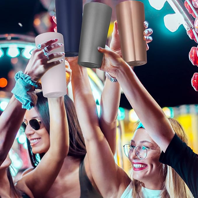 VEGOND 20oz Tumbler Bulk with Lid and Straw 12 Pack, Stainless Steel Vacuum Insulated Tumbler, Double Wall Coffee Cup Travel Mug, River Green