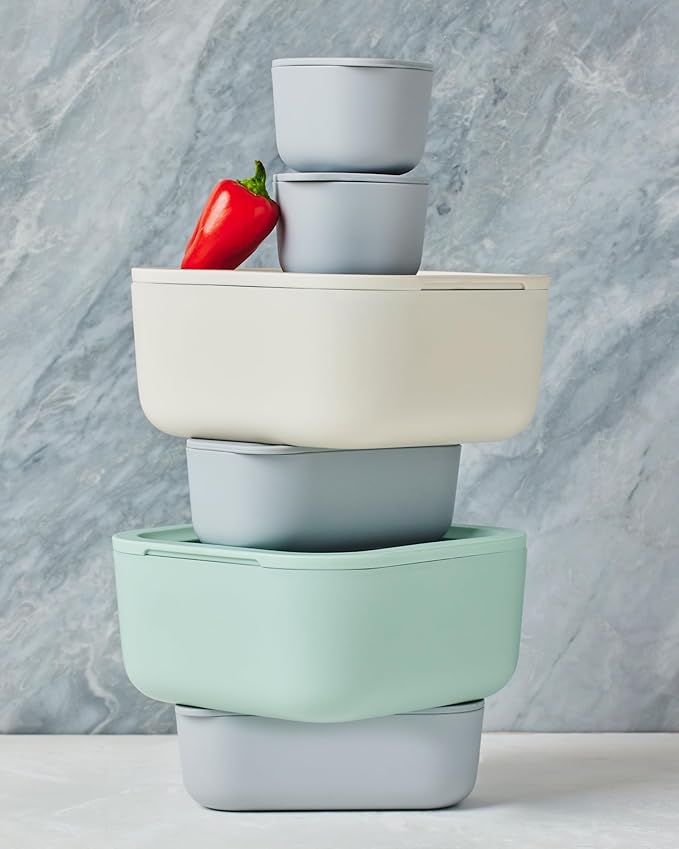 Caraway Glass Food Storage - 4.4 Cup Glass Container - Ceramic Coated Food Container - Non Toxic, Non Stick Lunch Box Container with Glass Lids - Dishwasher, Oven, & Microwave Safe - Perracotta