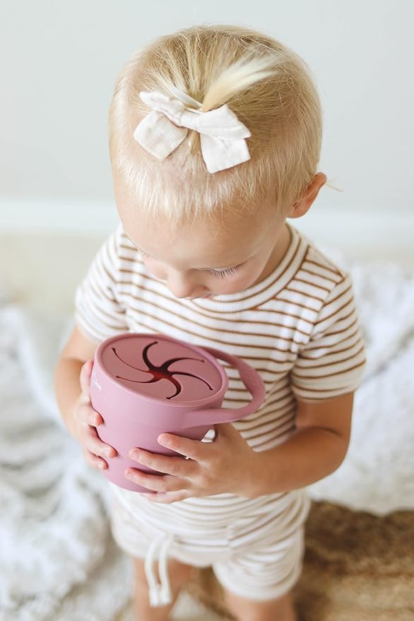 otterlove Collapsable Silicone Snack Container With Attachable Lid | 100% Pure LFGB Platinum Silicone with No Fillers | Snack Cup (Single - Woodchuck)