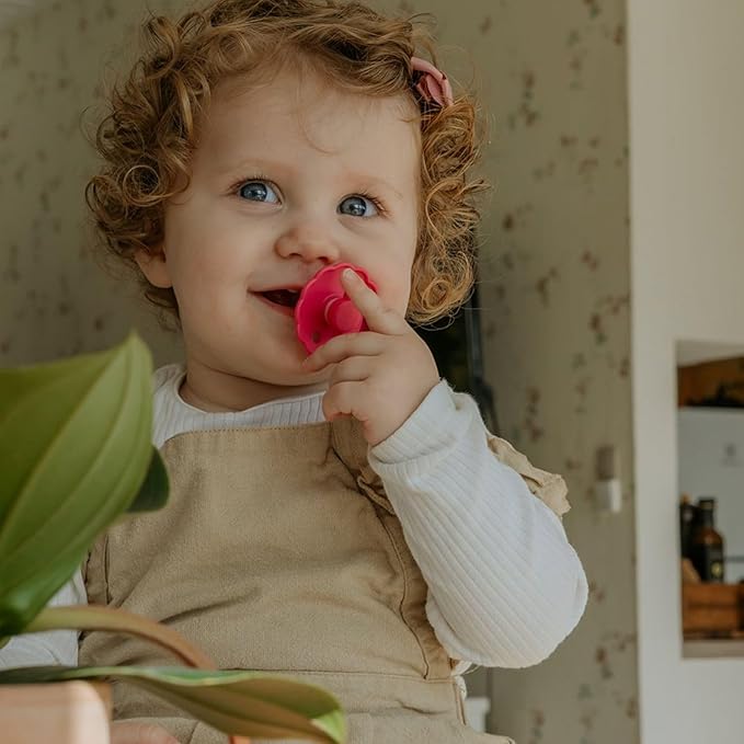 FRIGG Natural Rubber Baby Pacifier 4-Pack Rosy Romance | Made in Denmark | BPA-Free (0-6 Months)