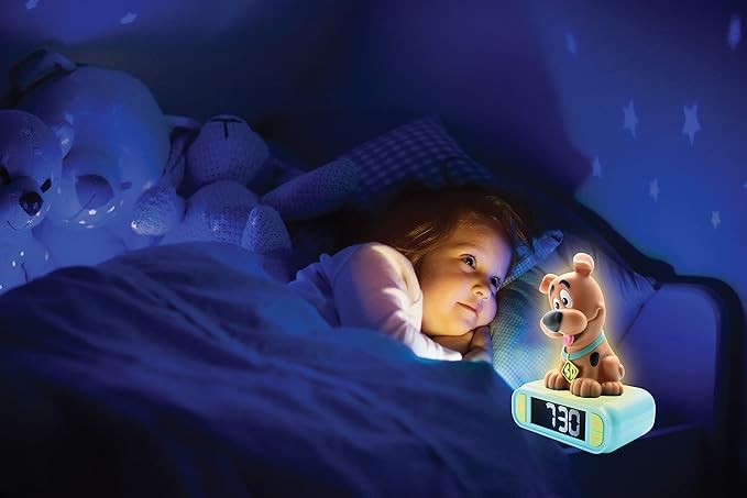 LEXiBOOK - Scooby-Doo Digital Alarm Clock for Kids with Night Light Snooze, Childrens Clock, Luminous Scooby-Doo, Blue Colour - RL800SD