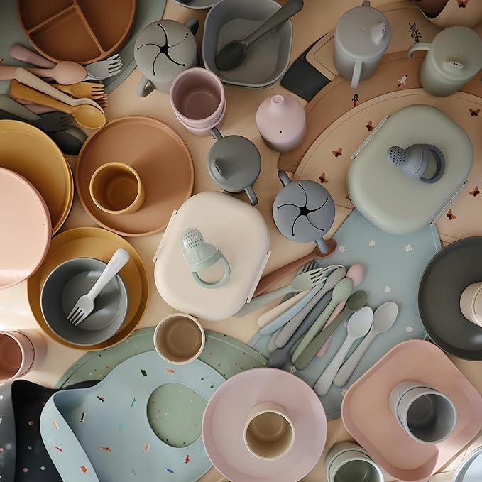 mushie Silicone Baby Fresh Fruit & Food Feeder Pacifier | 6 Months+ (Tradewinds)