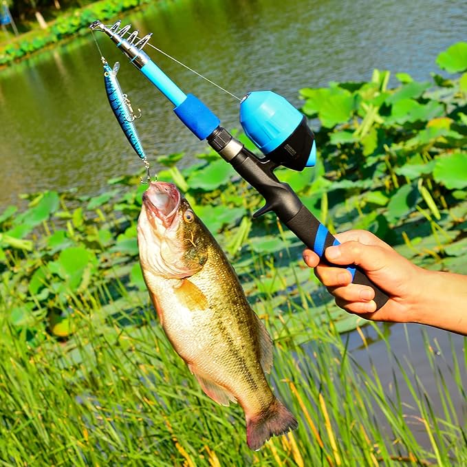 PROBEROS Kids Fishing Pole - Portable Telescopic Fishing Rod and Reel Combo Kit - Spincast Fishing Reel Casting Rods with Lures Lines Tackle Box and Bag for Boys Girls Youth Fishing