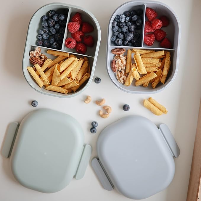 mushie Kids Bento Lunch Box | 3-Compartment & Removable Divider + Fork & Spoon Utensils | Great For Meals, School, Snacks On-the-Go | Dishwasher Safe (Cloud)