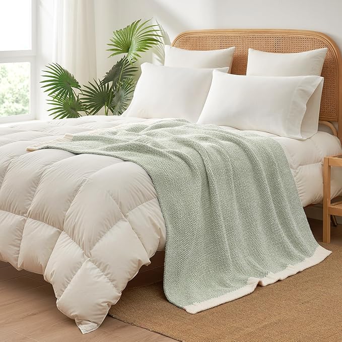 Snuggle Sac Sage Green Throw Blanket 50"x70", Super Soft Warm Microfiber Blankets Cozy Knit Fuzzy Lightweight Oversized Throws for Couch, Sofa, Bed, Camping, Picnic (Sage Green, 50x70 inches