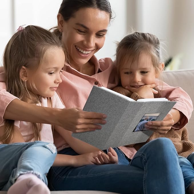 Vienrose Linen Photo Album 300 Pockets for 4x6 Photos Fabric Cover Photo Books Slip-in Picture Albums Wedding Baby Red