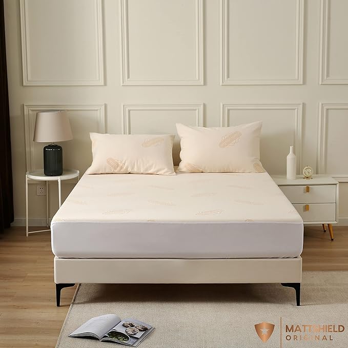 Waterproof Organic Mattress Protector California King - Organic Cotton Breathable Mattress Pad Cover - 250 GSM Comfort - Deep Pocket - Fitted Comfort