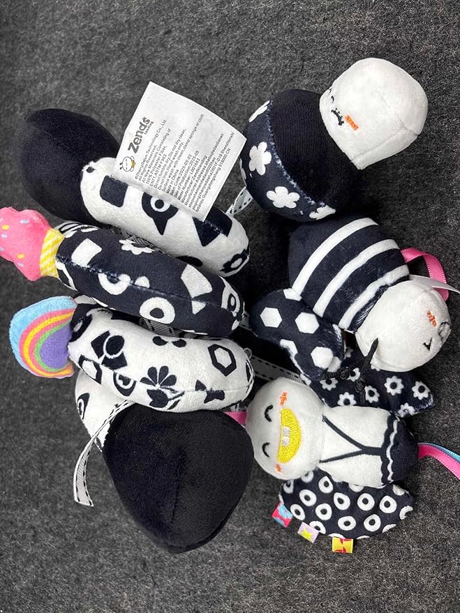 Spiral Car Seat Toys for Babies, 0-6 Months Stroller Pram Activity Hanging Toys High Contrast Black and White Sensory Toy, Newborn Soft Plush Travel Toy for Newborn Boys Girls Gift