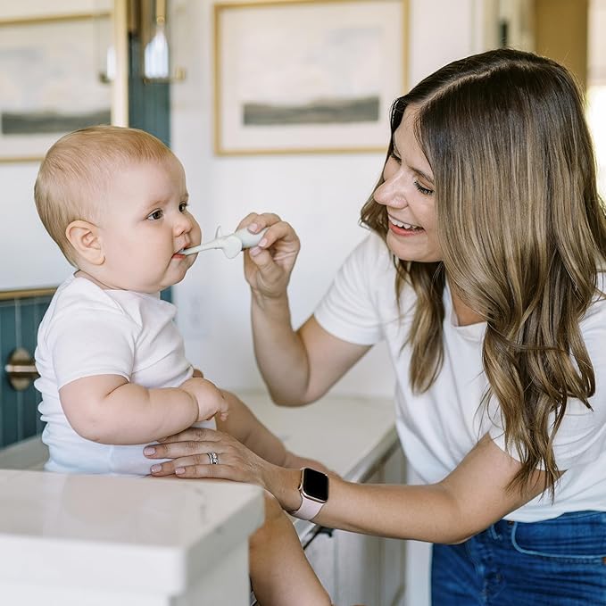 Dr. Brown's Infant-to-Toddler Toothbrush, Elephant, Mint, 0-3 Years