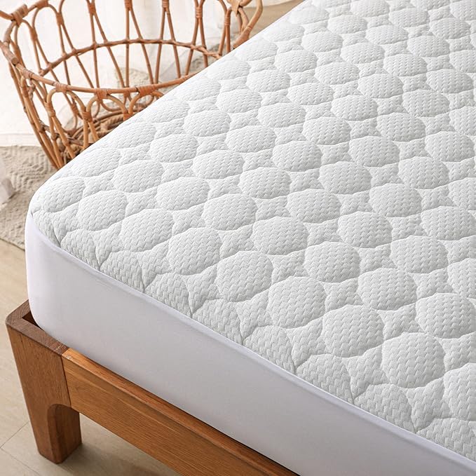 Twin XL Size Waterproof Mattress Protector Fitted Quilted Mattress Pad Cover with Deep Pocket Up to 15''