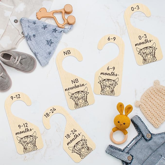 R HORSE 8Pcs Highland Cow Baby Closet Dividers, Double Sided Baby Closet Organizers Nursery Hanger Dividers Wood Size Dividers for Boy Girl Birthday Christmas Gift (0-24 Months)