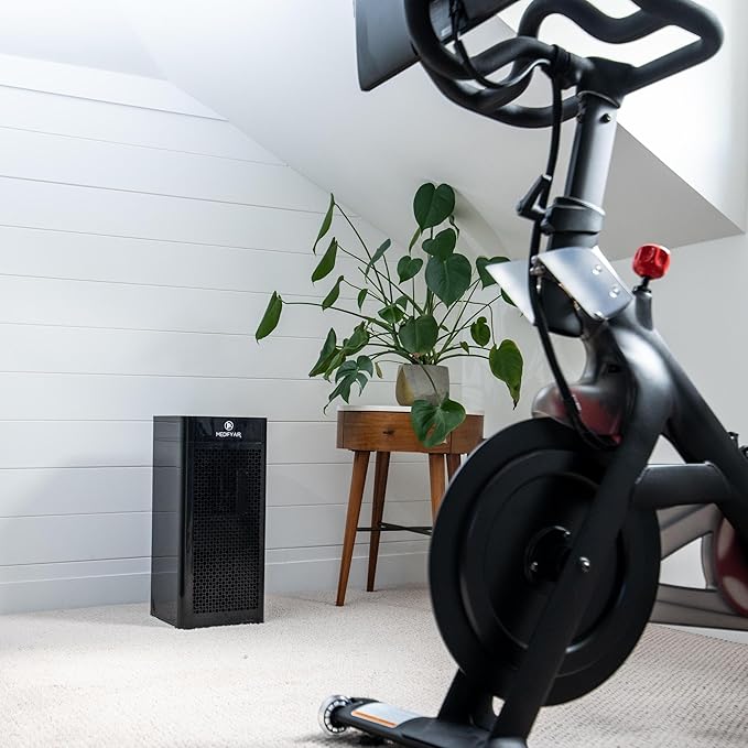 Medify MA-40 UV Light Air Purifier with True HEPA H14 Filter | 1,793 ft² Coverage in 1hr for Wildfires Smoke, Odors, Pollen, Pets | Removal to 0.1 Microns | Black, 1-Pack