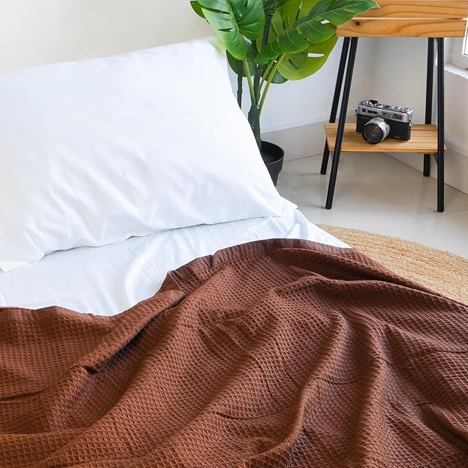 Salt Earth GOTS Certified 100% Organic Cotton Throw Blanket, 55" X 60" Blankets & Throws for Bed, Throw Blanket for Couch,Modern & Cozy Blanket, All Season Waffle Blanket, Soft Blanket (Potting Soil)