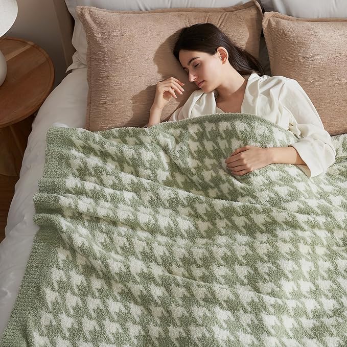 Snuggle Sac Houndstooth Throw Blanket for Couch, Reversible Super Soft Warm Blankets Cozy Knit Fuzzy Plush Lightweight Throws for Sofa, Bed, Camping, Green,50x60 inches